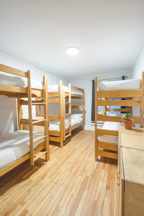 Auberge De La Paix 魁北克 外观 照片