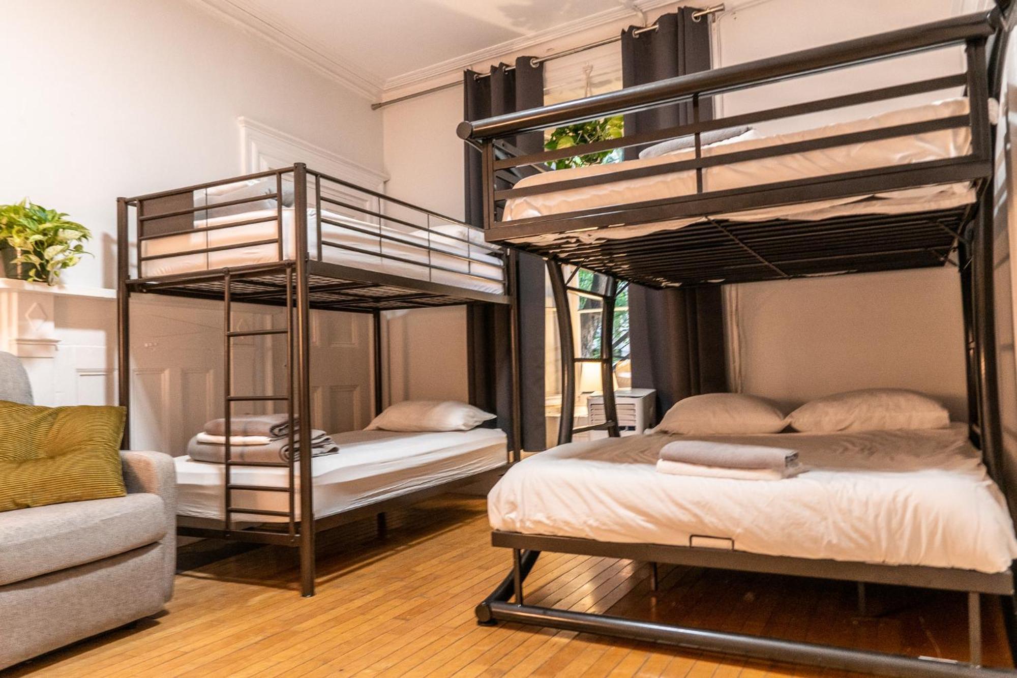 Auberge De La Paix 魁北克 外观 照片